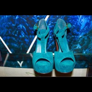 Teal Heels